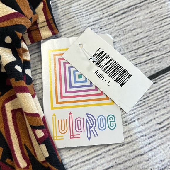 LuLaRoe Julia • Animal Print Dress • Sz L • NWT! - Picture 10 of 10